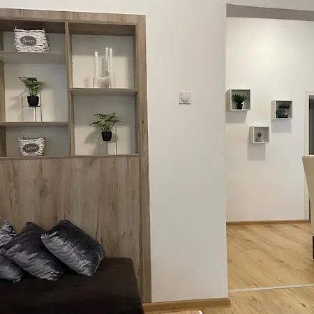 Cozy Townhouse Apartman